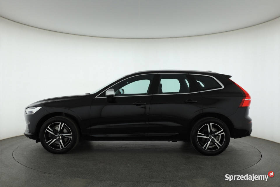 Volvo XC60 T5 AWD czarny Piaseczno
