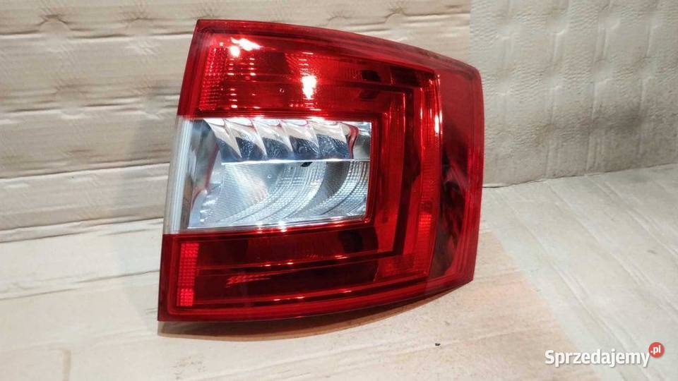 Lampa Tyl Prawa Skoda Octavia III 3 5E Kombi Lampy tylne