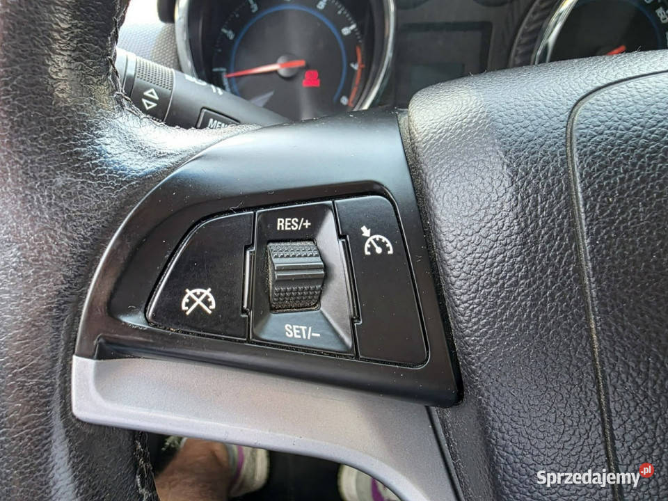Chevrolet Cruze 18 Benzyna 141 Klimatyzacja Słupsk
