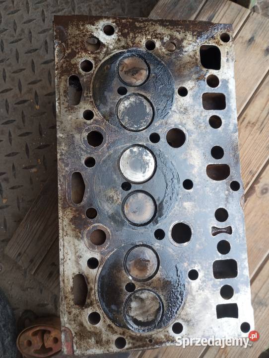 Głowica silnika Massey Ferguson Ursus 3p Perkins Legnica
