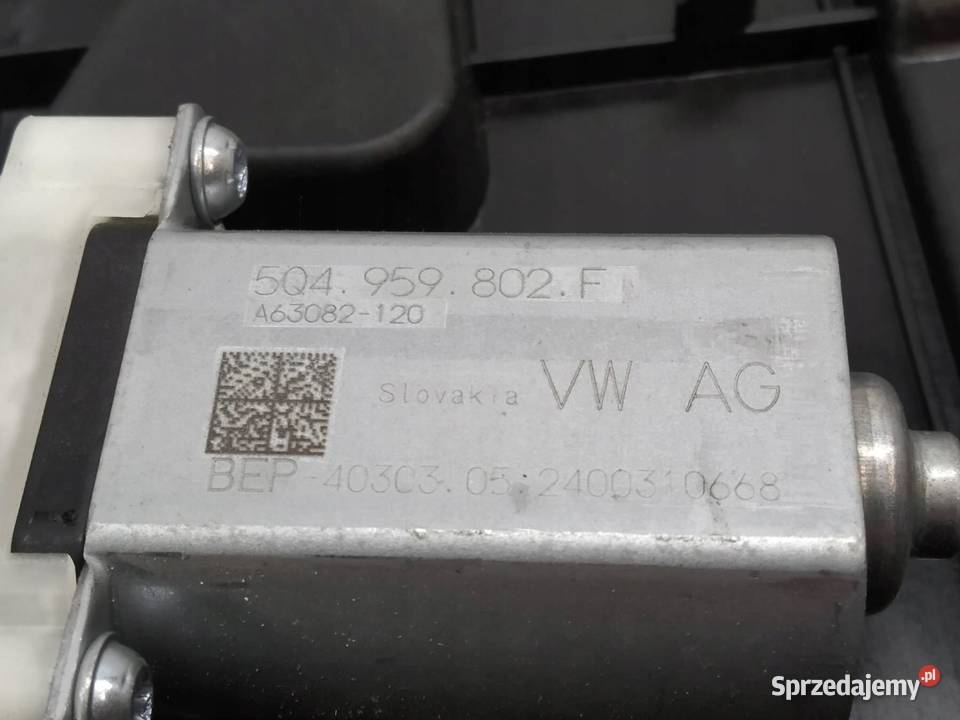 MECHANIZM SZYBY PRAWY TYŁ SEDAN HB 3J0839402B osobowe