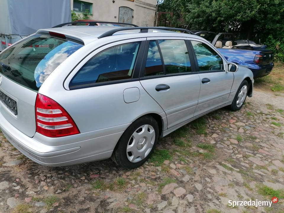 Mercedes W 203 tylna klapa idealna kolor 744 Szamotuły