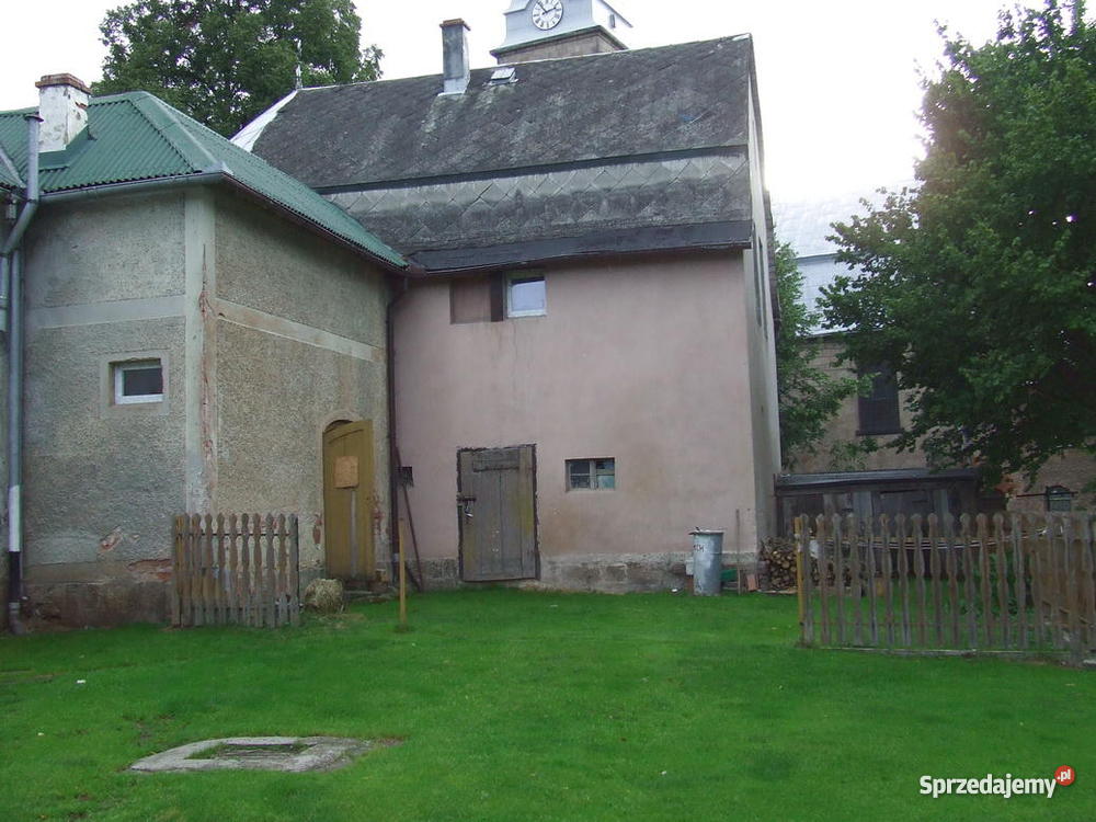 dom w Radkowie o powierzchni 100m2 179 000 do remontu Domy Radków