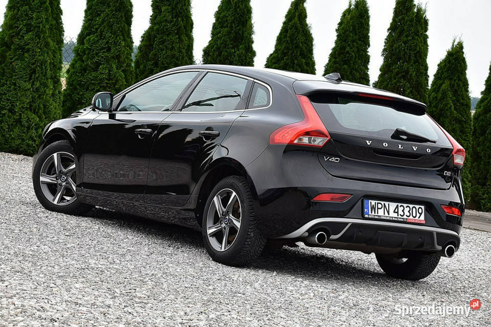 Volvo V40 20D2 120 RDesign Xenon Alcantara Led VAT marża mazowieckie Nowe Kucice sprzedam
