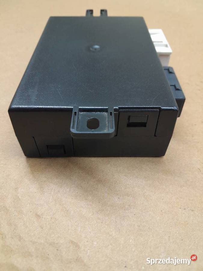 BMW E36 moduł komfortu 61358353569141306 łódzkie Tomaszów Mazowiecki