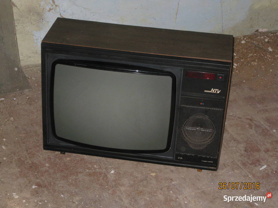 Stary telewizor NTV PRL Kineskopowy Chełm