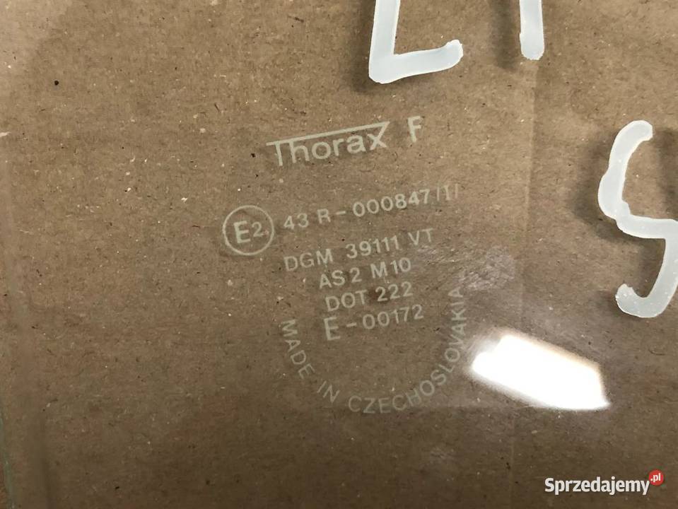 SKODA 105 120 SZYBA DRZWI TYLNYCH LEWYCH MAŁA