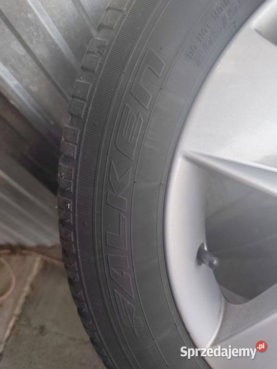 Alufelgi z oponami zimowymi Octavia3 Drwalew