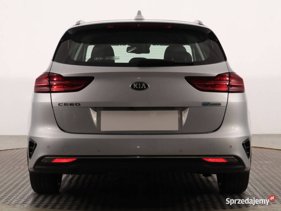 Kia Ceed 16 CRDi MHEV Rok produkcji 2021 śląskie Katowice