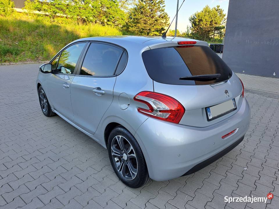 Peugeot 208 STYLE 14 HDI 158 Alu Klima Led PDC z Koziegłowy