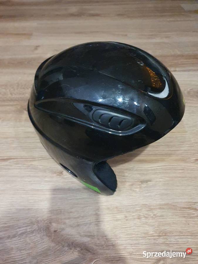 Kaski na narty snowboard dzieci sprzedam