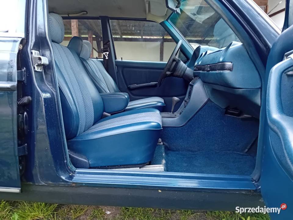 W123 30 DIESEL AUTOMAT W123
