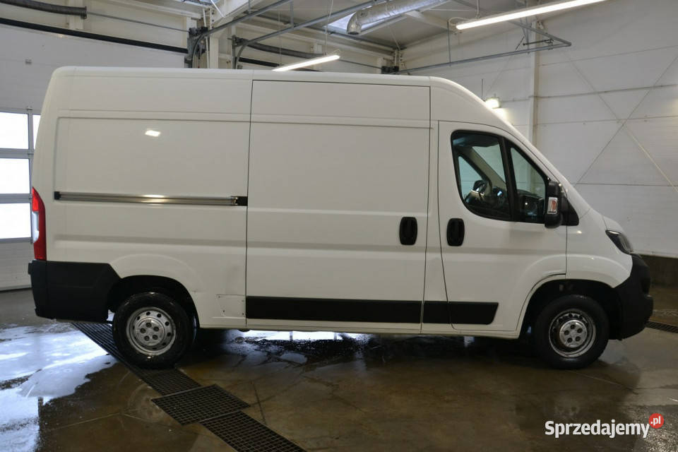 Peugeot Boxer L2H2 20 diesel 130 klimatyzacja furgon Kęty