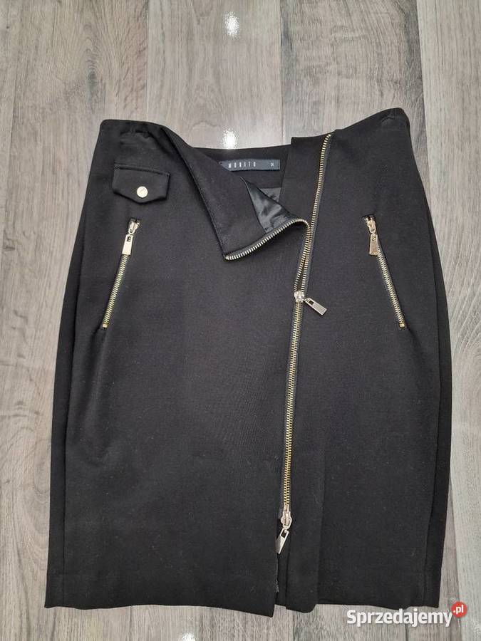 Czarna ołówkowa spodnica S Żywiec