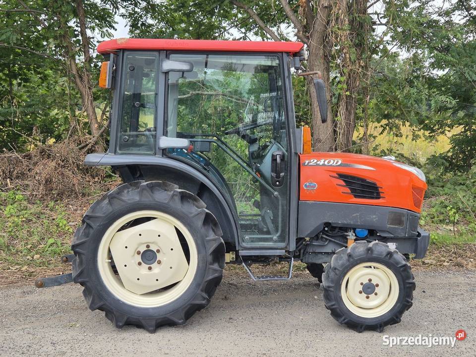 Traktorek KUBOTA T240D 24 44 Wspomaganie Klimatyzacja
