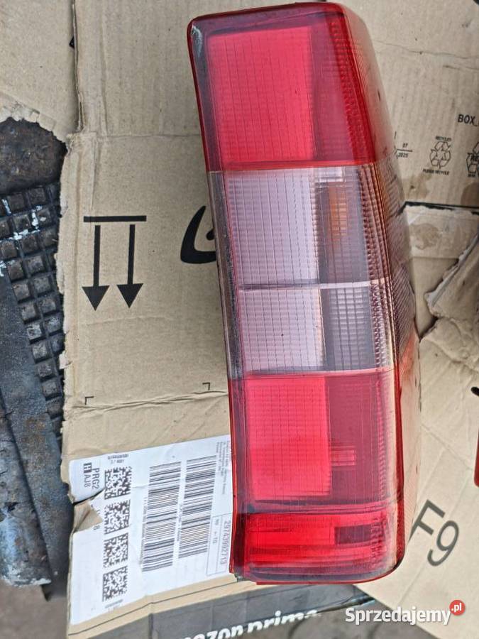 Polonez Atu Plus Kombi lampy tył lampa Stalowa Wola