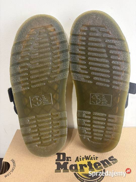 Klapki Dr Martens Josef 41082001