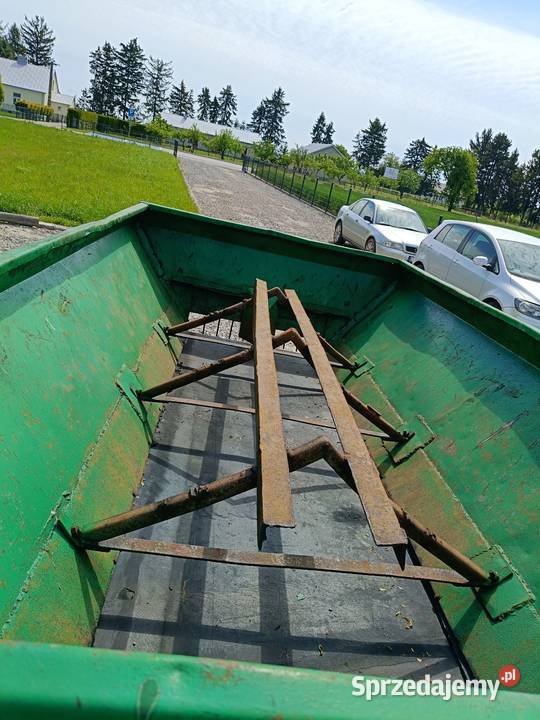 Rozsiewacz wapna rcw 3 nieuszkodzony Milanów