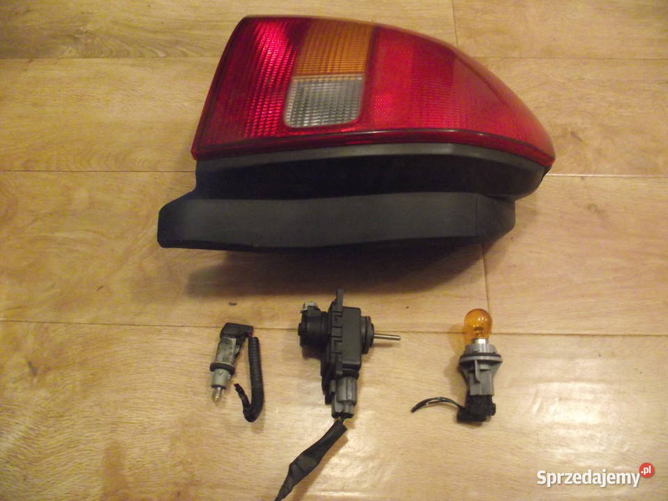 Honda civic VI gen Lampa tylna lewa Lampy tylne