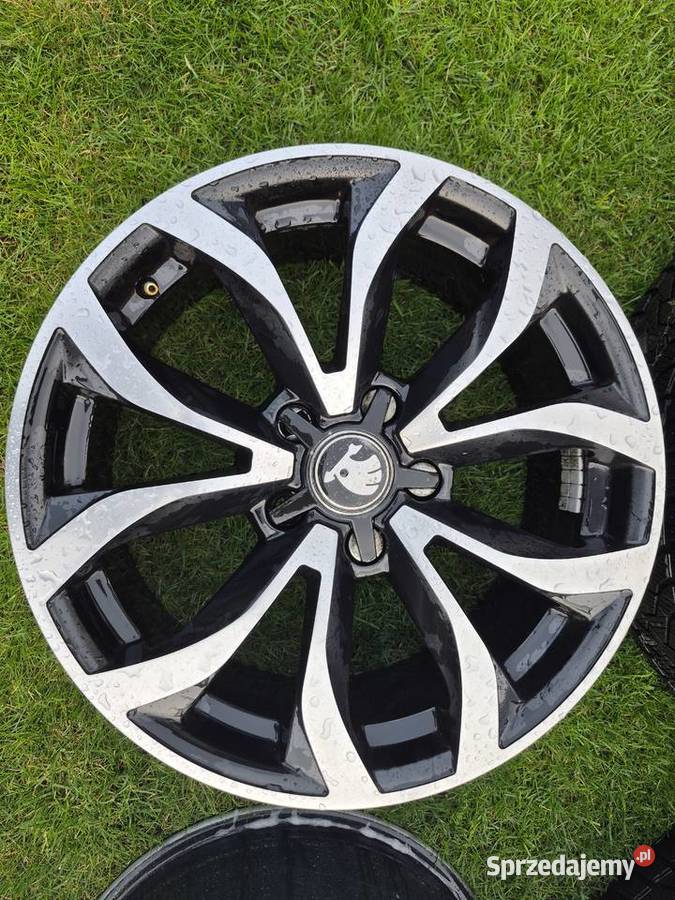 Felgi Skoda Superb Octavia 1p7x75jj opony Średnica 17" Łódź