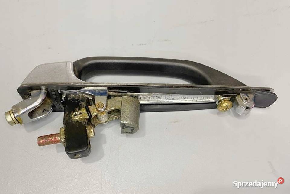 MercedesBenz W123 1982 Klamka zewnętrzna drzwi osobowe Łagiewniki