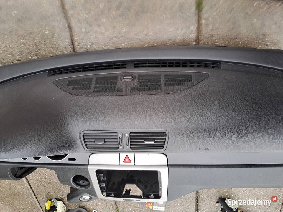 Volkswagen Passat B6 FL deska rozdzielcza kokpit Deski rozdzielcze, konsole Jastrzębie-Zdrój sprzedam