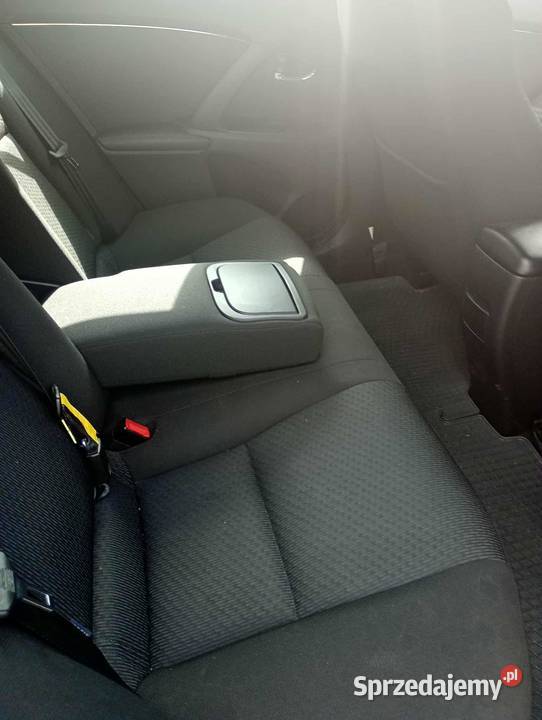 Sprzedam TOYOTĘ AVENSIS Najbogatsza wersja Łask
