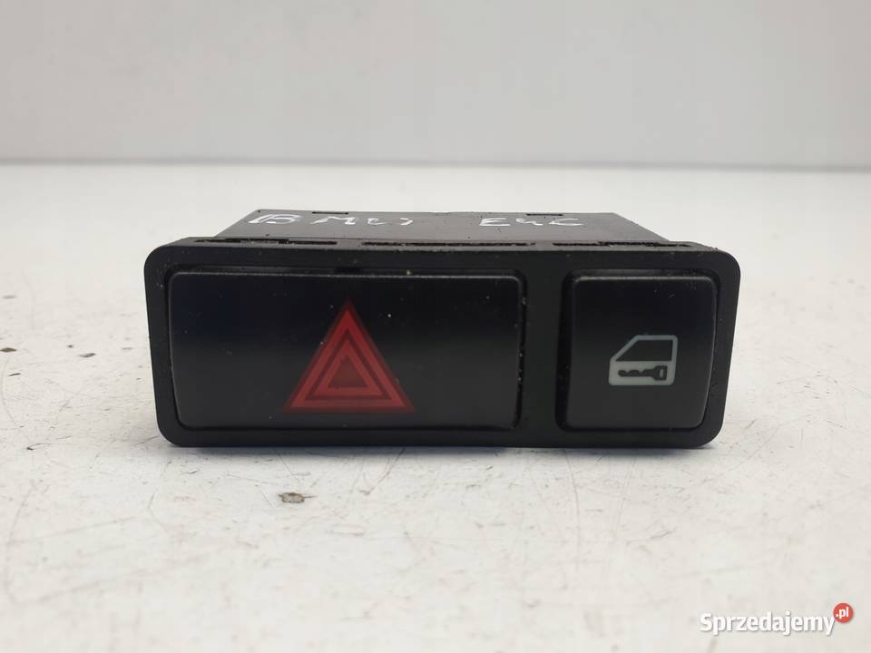 BMW E46 Compact WŁĄCZNIK ŚWIATEŁ AWARYJNYCH osobowe Wyposażenie wnętrza Rudka