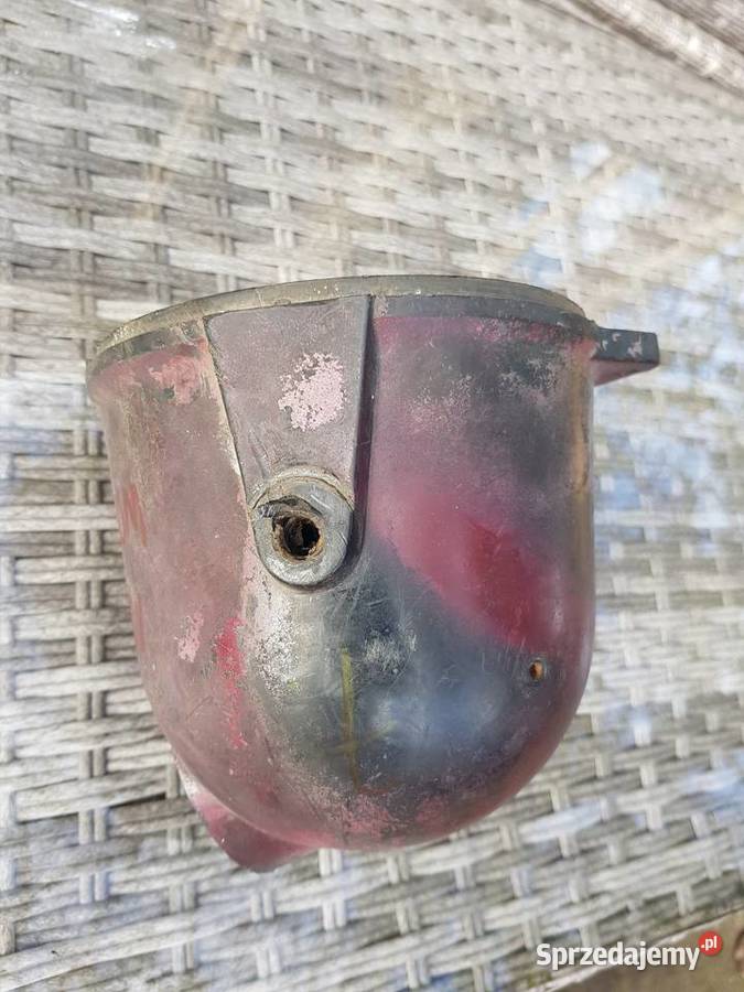 Lata 70 te 7Obudowa lampy WSK M06 B3