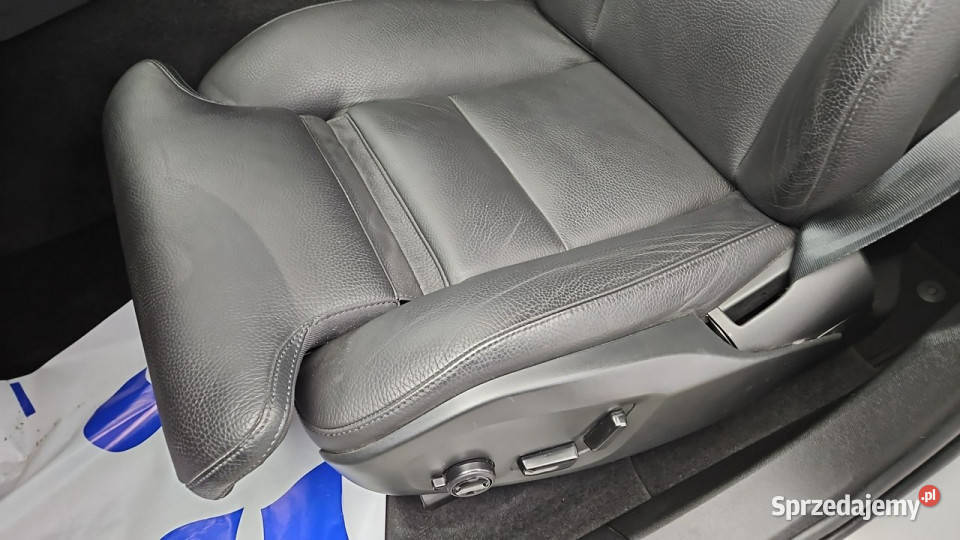 Volvo XC 60 B4 D AWD Plus Dark aut Z Polskiego isofix Warszawa