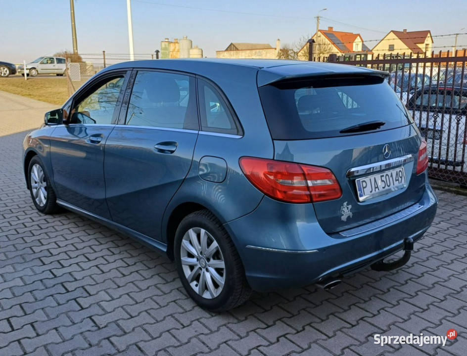 Mercedes B 180 Navi Kamera Cofania W246 2011 Rok produkcji 2012 Suchorzew sprzedam