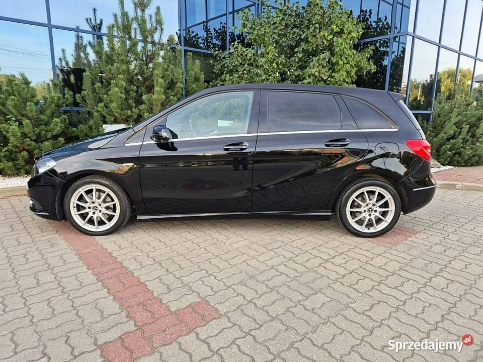 Mercedes B 180 zadbany GWARANCJA nawigacja kurtyny powietrzne sprzedam