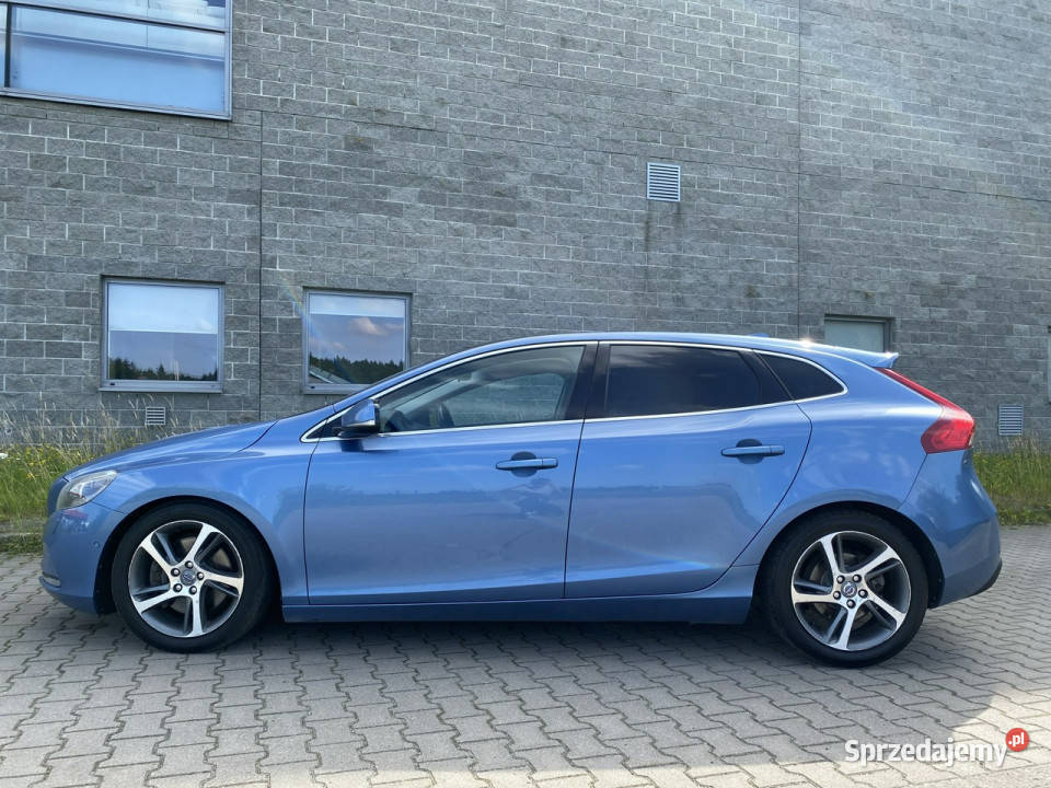 Volvo V40 20 d3 150 204 ledy bi xenon wstyd park ESP Gdańsk