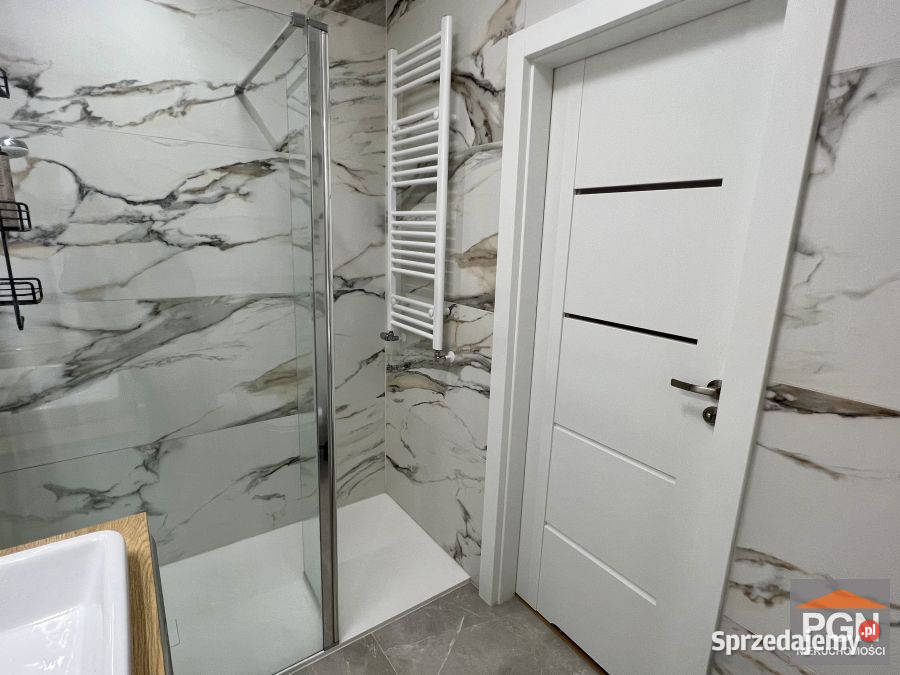 sprzedaży mieszkania Dziwnów Spadochroniarzy balkon
