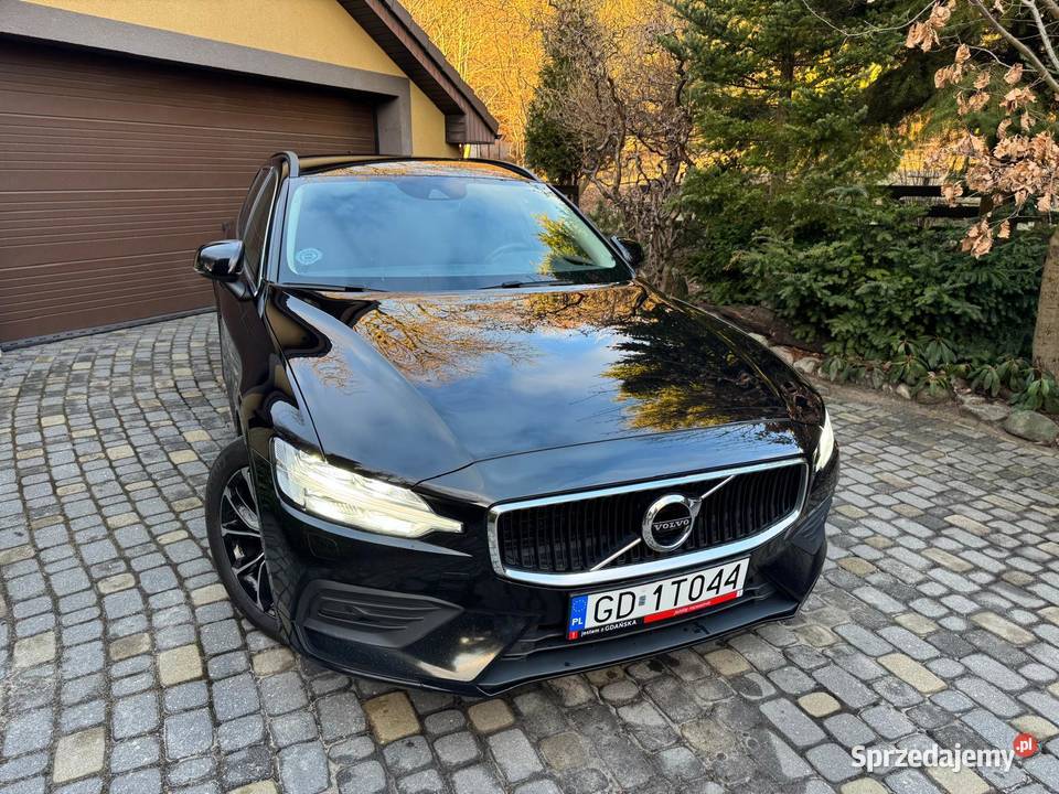 Volvo V60 Biznes 20 Diesel Hybryd Model 2022 Gdańsk