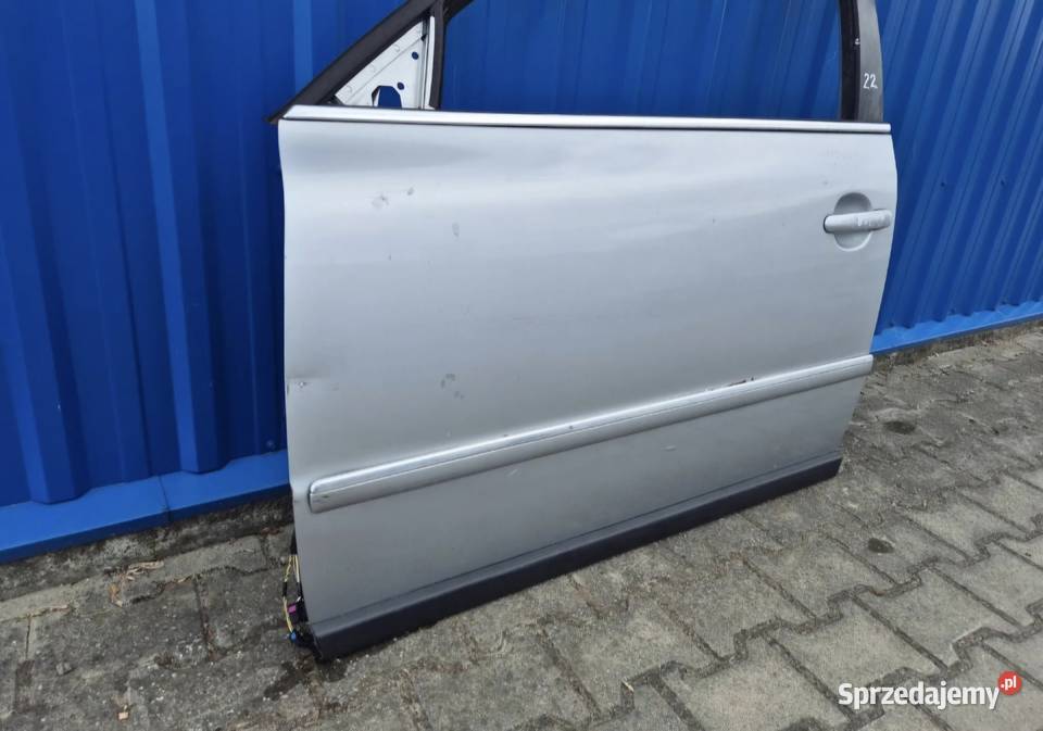 DRZWI PRZÓD LEWY PRZEDNIE LEWE VW PASSAT B5 FL Karoseria Działoszyce sprzedam