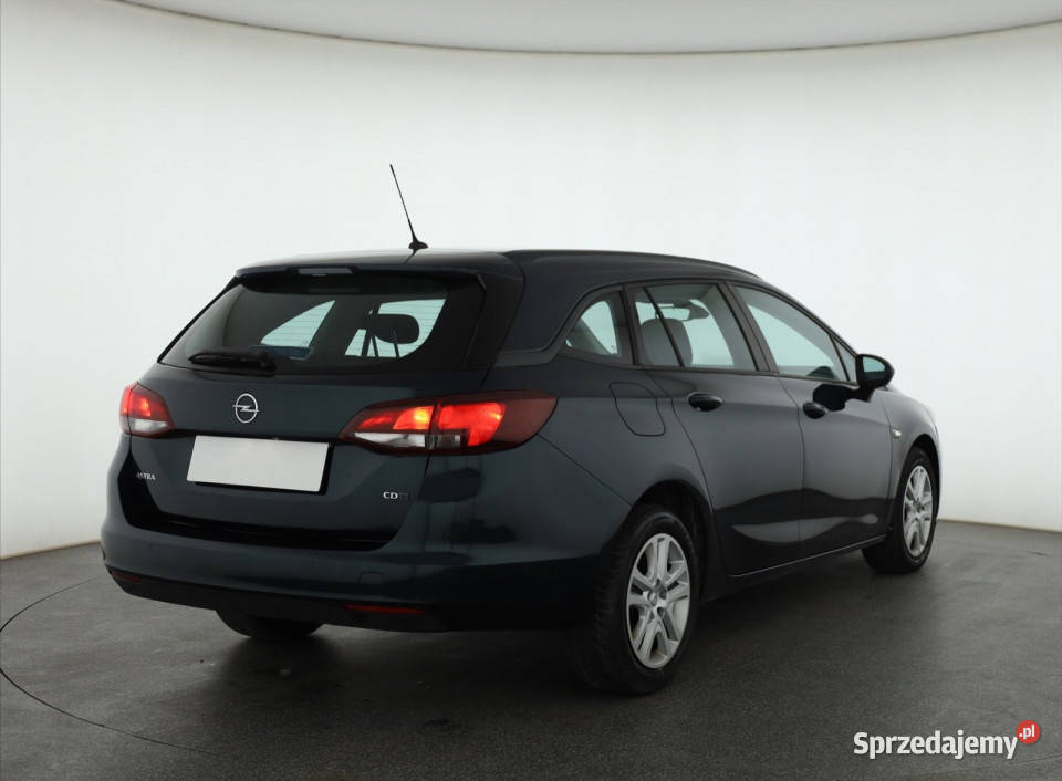 Opel Astra 16 CDTI światła przeciwmgielne Piaseczno sprzedam