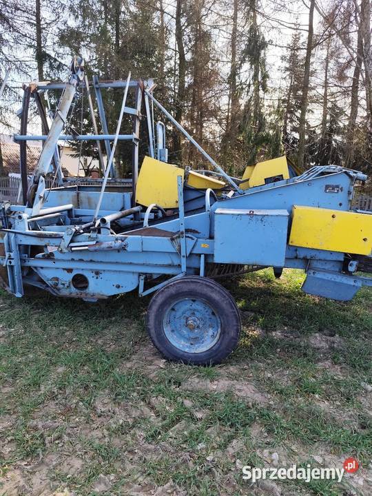 Kombajn ziemniaczany Karlik Z642 Głowno