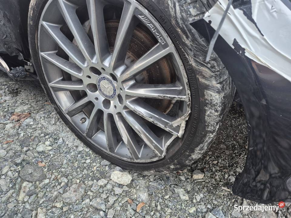 Mercedes C300 Coupe 2017 pakiet AMG uszkodzony w Klasa C