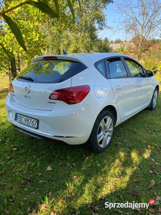Opel Astra J TURBO 14 piękna w oryginale
