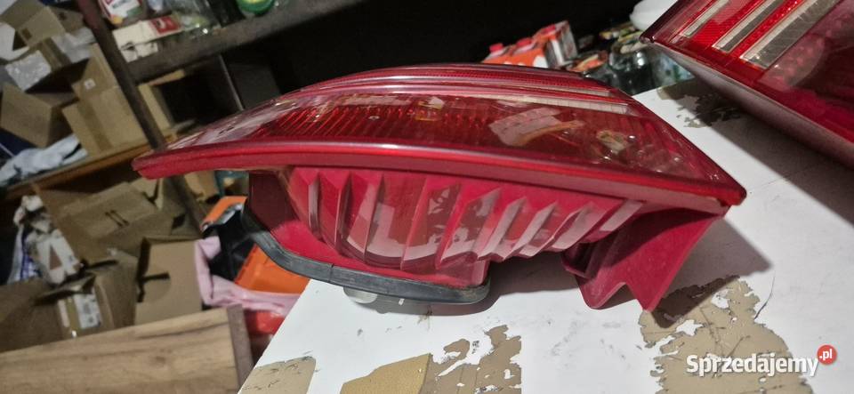 Lampy tył tylne Skoda SuperB 1 komplet