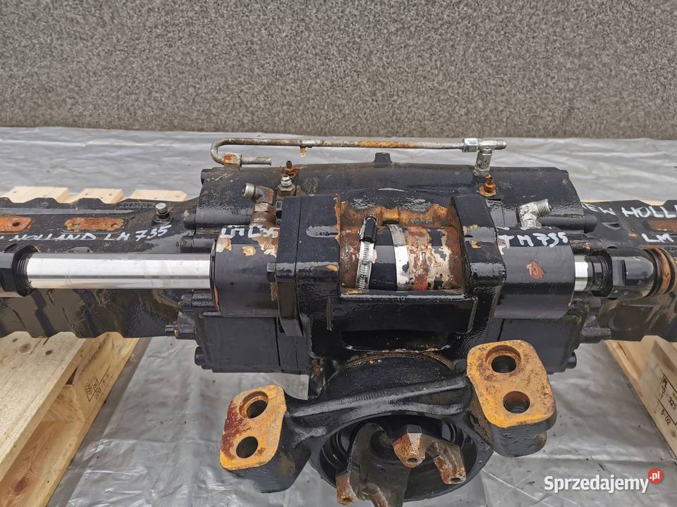 Ucho osi tylnej Holland LM 735 Carraro Wilkowo