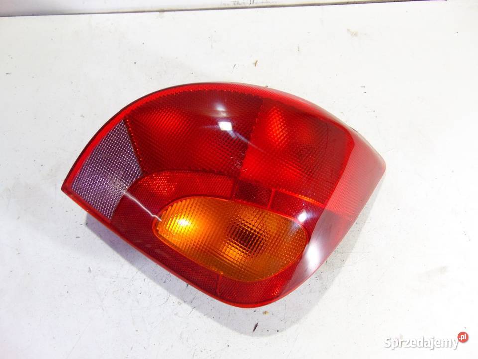 LAMPA PRAWA TYLNA TYŁ FORD FIESTA MK5