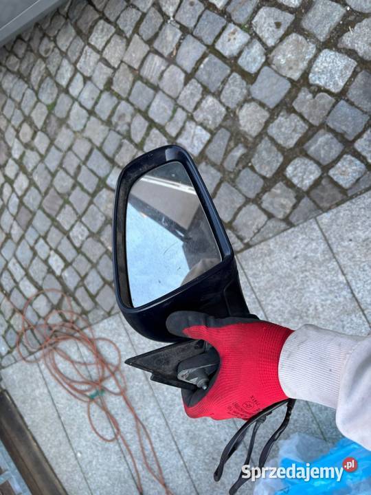 Prawe lusterko audi a4b7 Lusterka zewnętrzne Świątniki Górne