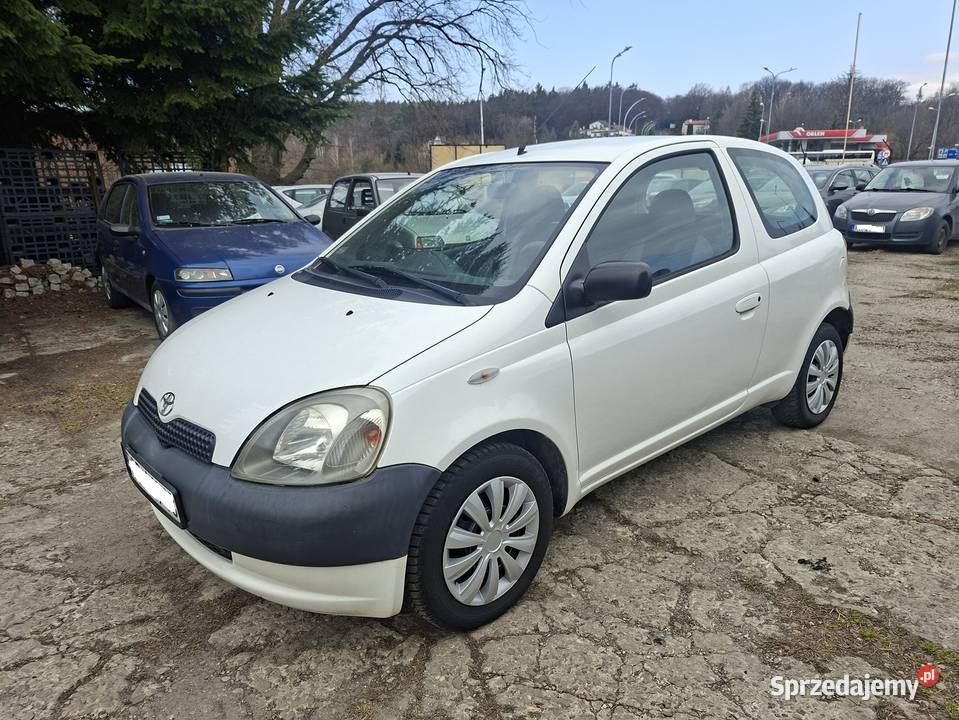 Toyota Yaris BEZ KOROZJI zarejestrowany sprzedam