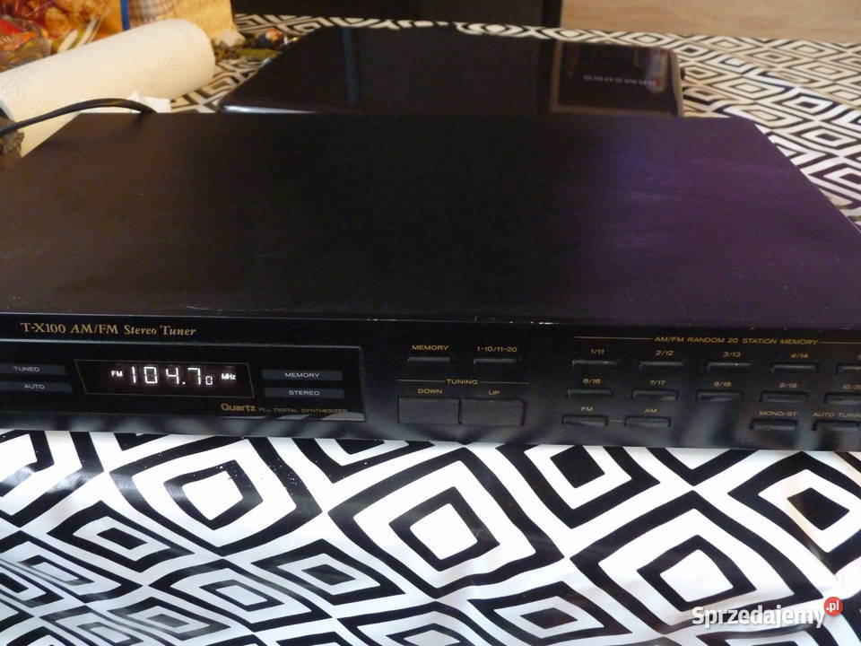 Pięknie zachowany tuner TEAC TX100 łódzkie Sieradz