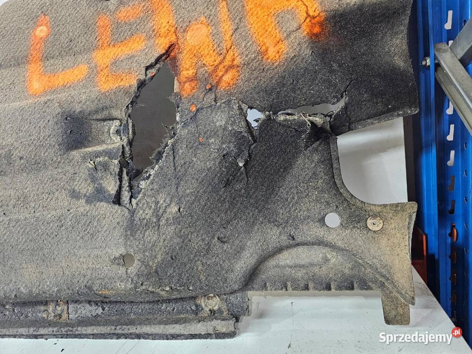 OSŁONA PODWOZIA ŚRODKOWA LEWA DUŻA AUDI Q3 8U Przystajń