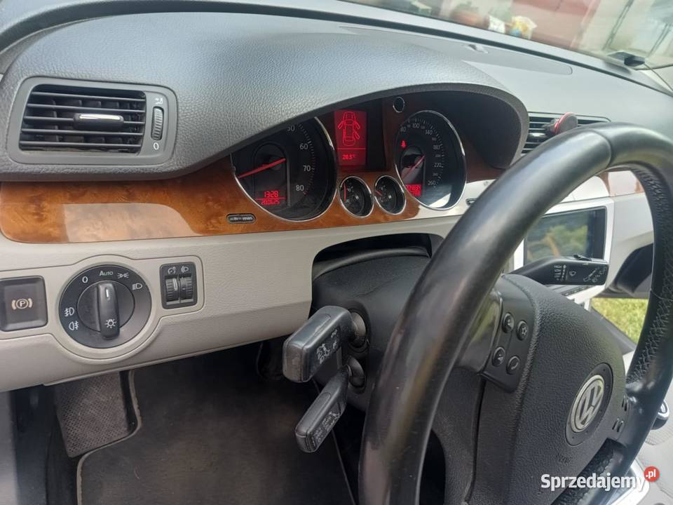 Wolksvagen Passat B6 Kombi benzyna gaz Passat Toporowice sprzedam
