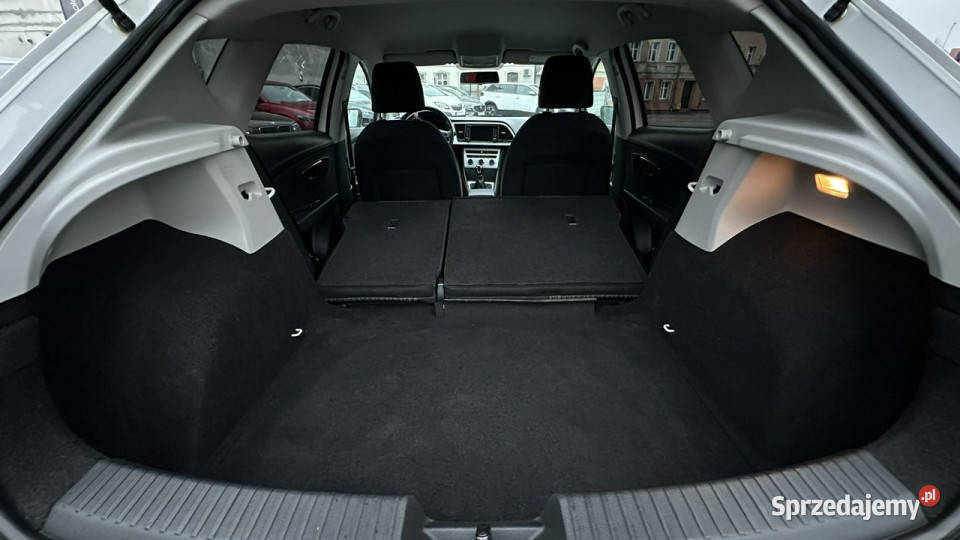 Seat Leon Benzyna Zarejestrowany Ubezpieczony Leon Elbląg sprzedam