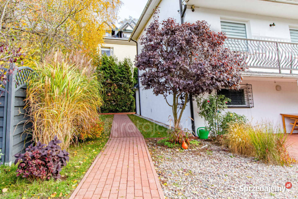 sprzedaży domu wolnostojącego 21503m2 Gdynia dachówka pomorskie